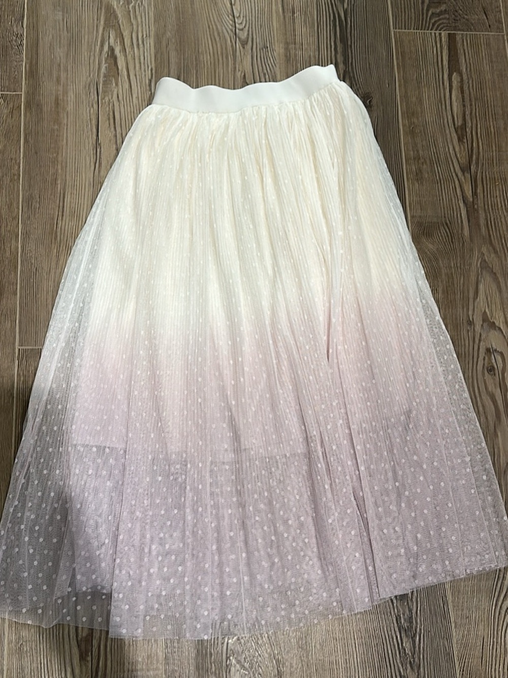 easel Ombre White to Light Pink Tulle Maxi Skirt